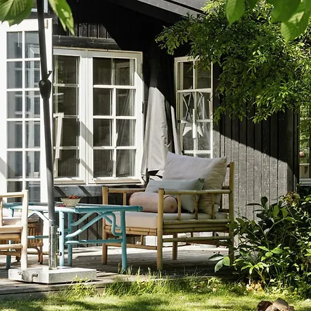 Дом отдыха And Forest Close To House