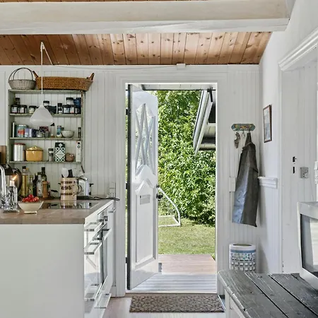 And Forest Close To House Дом отдыха *