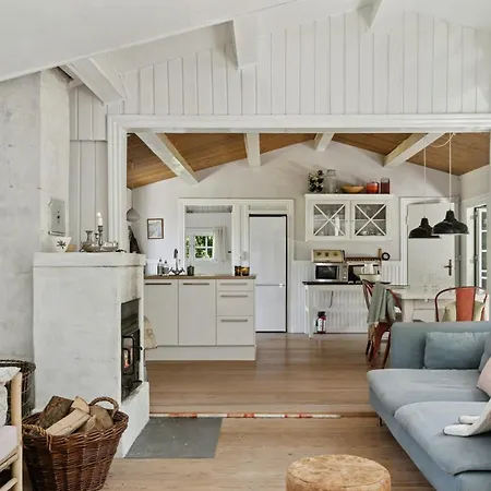 And Forest Close To House Дом отдыха